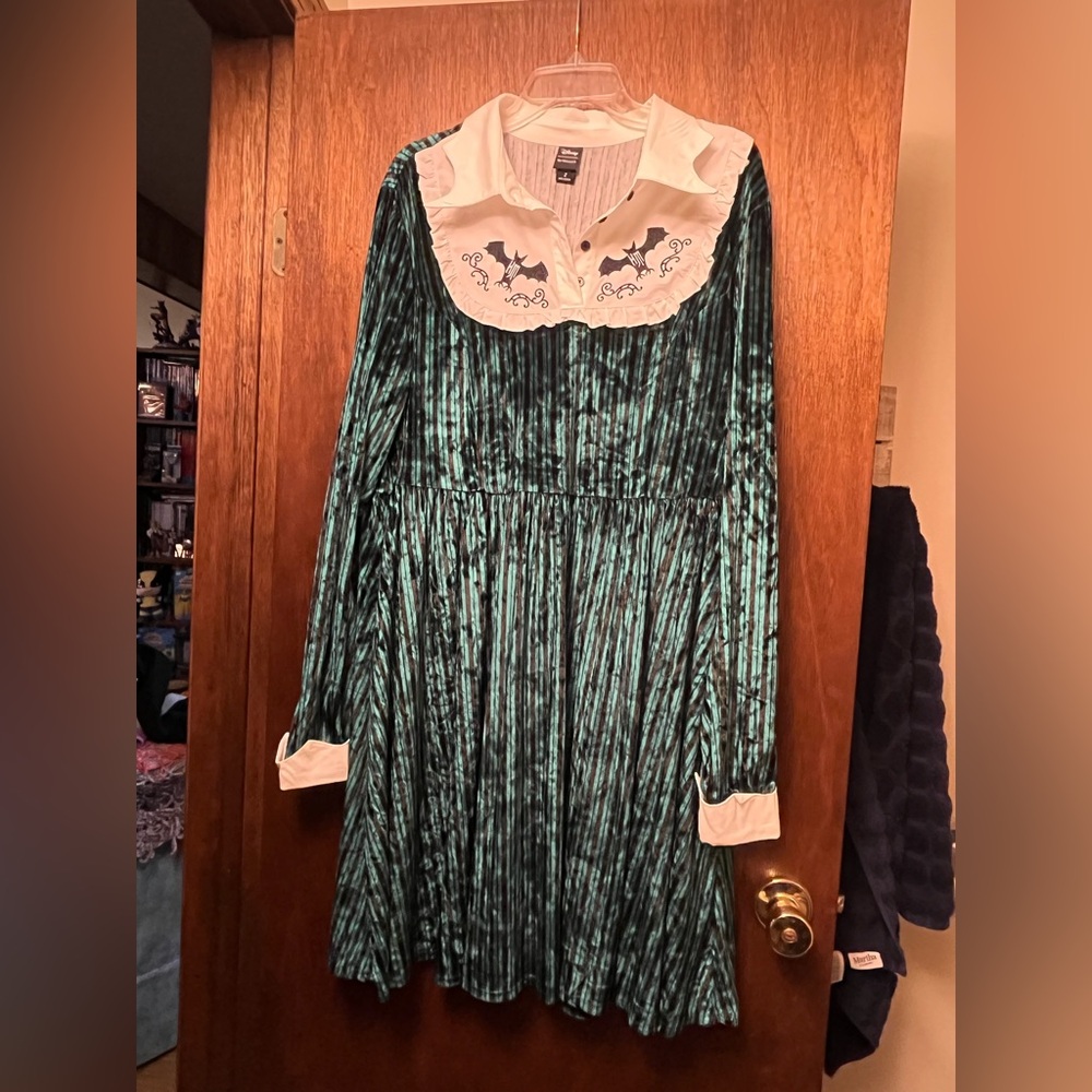 Haunted Mansion Green and White Long Sleeve Dress